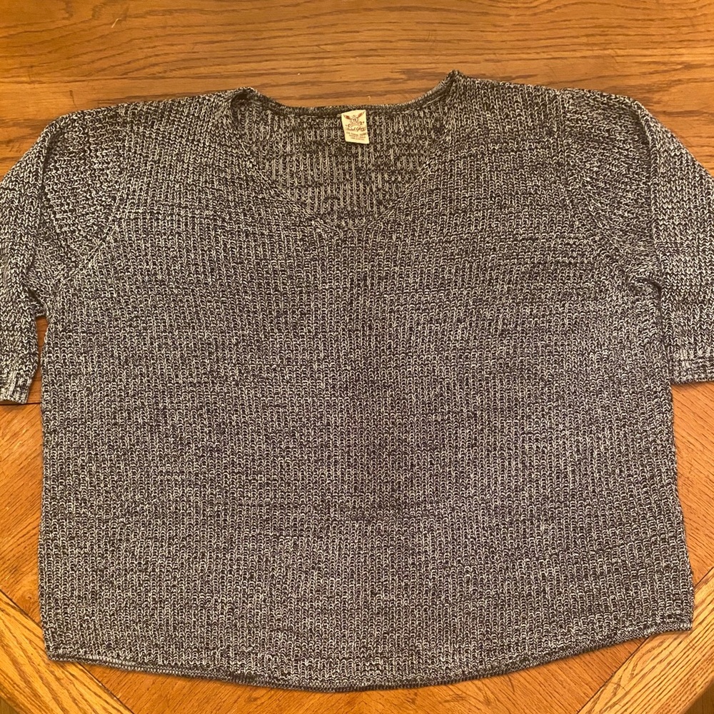 Faded glory sweater with 1/2 sleeves